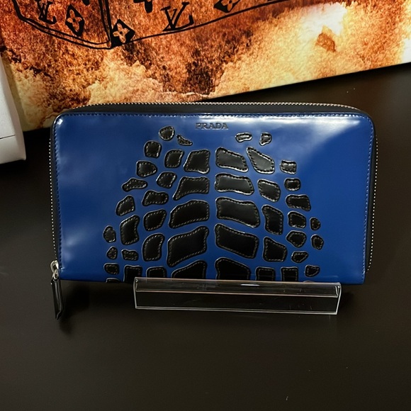 PRADA Grafite Spazzolato Long Clutch/Wallet EUC - Picture 2 of 6